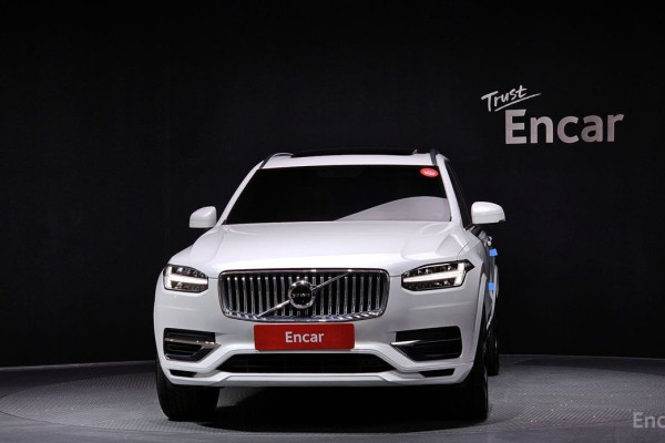 2022 Volvo XC90 с пробегом 72 194 км
