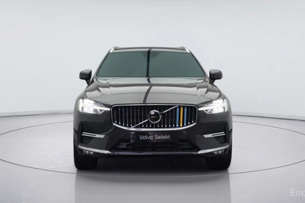 2024 Volvo XC60 с пробегом 40 329 км