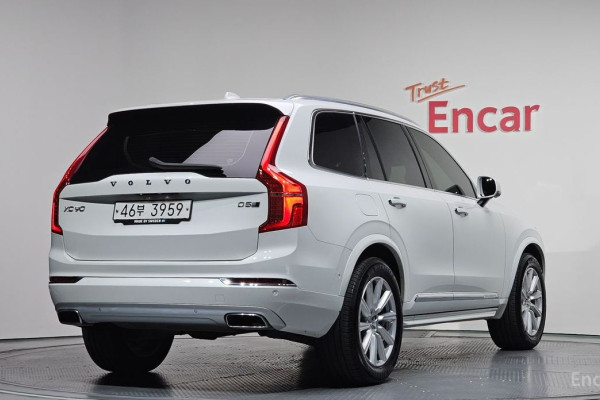 2016 Volvo XC90 с пробегом 203 010 км