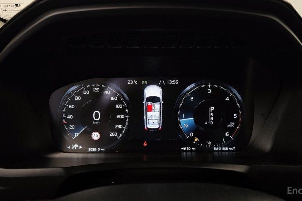 2016 Volvo XC90 с пробегом 203 010 км