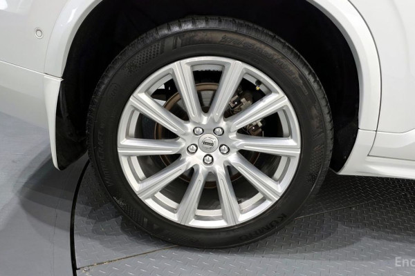 2018 Volvo XC90 с пробегом 38 573 км