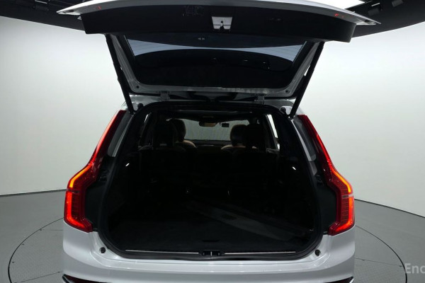 2018 Volvo XC90 с пробегом 38 573 км