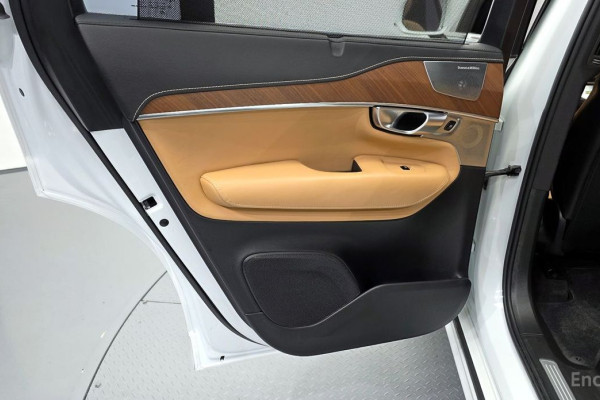 2018 Volvo XC90 с пробегом 38 573 км