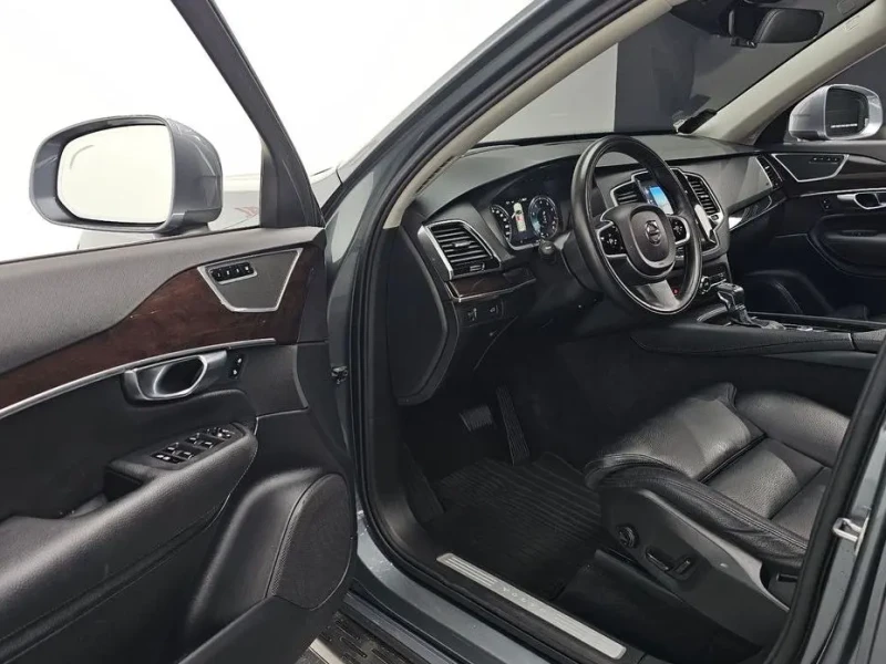 2018 Volvo XC90 с пробегом 176 127 км