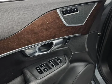 2018 Volvo XC90 с пробегом 176 127 км