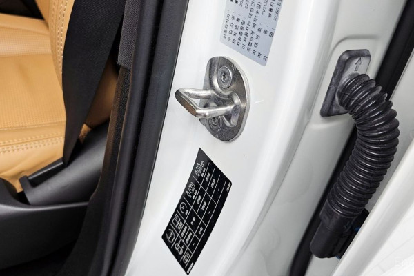 2022 Volvo XC60 с пробегом 28 907 км