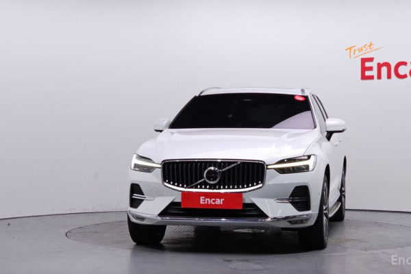 2022 Volvo XC60 с пробегом 57 682 км