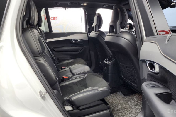 2021 Volvo XC90 с пробегом 128 353 км