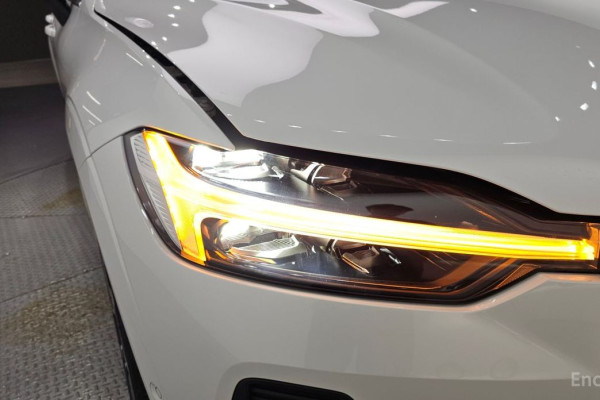 2022 Volvo XC60 с пробегом 57 682 км