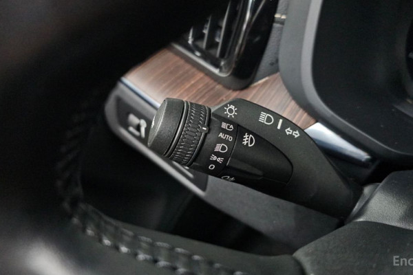 2022 Volvo XC60 с пробегом 57 682 км