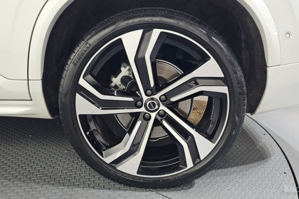 2020 Volvo XC90 с пробегом 39 721 км