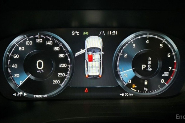 2021 Volvo XC60 с пробегом 77 602 км