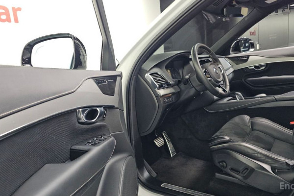 2020 Volvo XC90 с пробегом 39 721 км