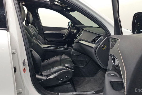 2020 Volvo XC90 с пробегом 39 721 км