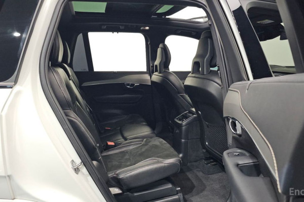 2020 Volvo XC90 с пробегом 39 721 км