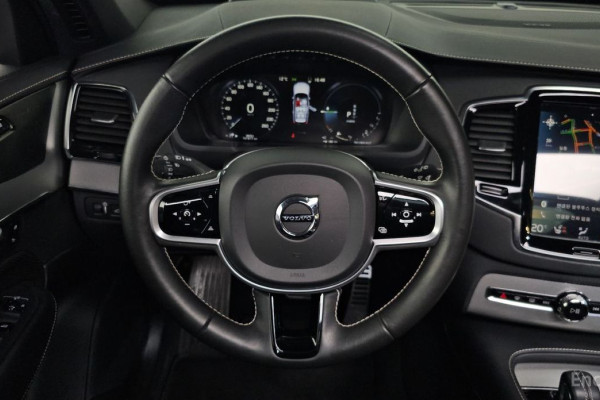 2020 Volvo XC90 с пробегом 39 721 км