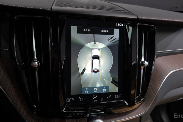 2021 Volvo XC60 с пробегом 77 602 км