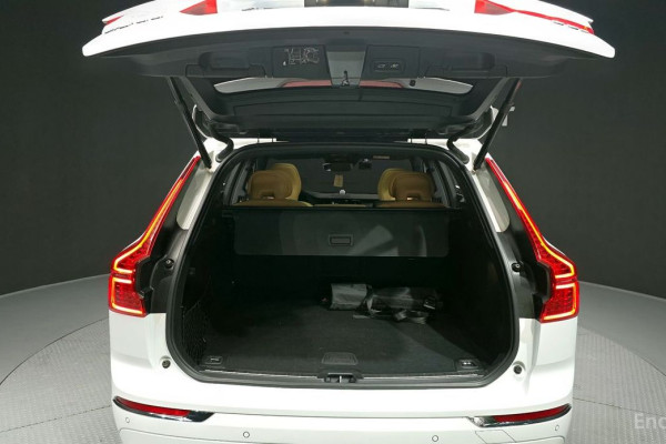 2021 Volvo XC60 с пробегом 77 602 км