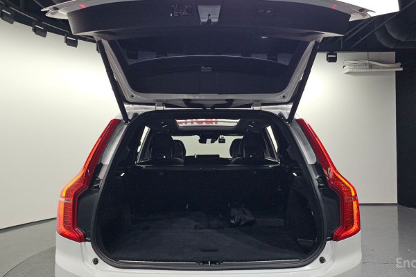 2020 Volvo XC90 с пробегом 39 721 км