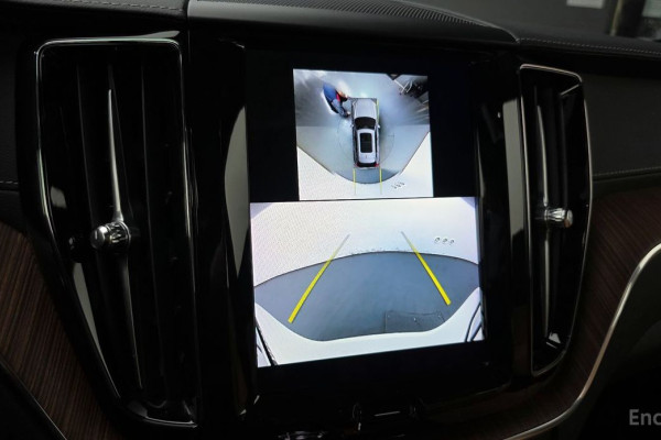 2024 Volvo XC60 с пробегом 28 977 км