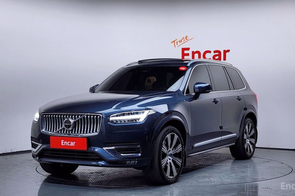 2022 Volvo XC90 с пробегом 35 815 км