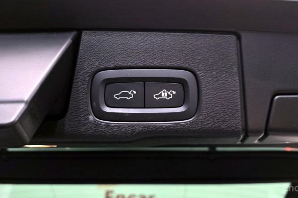 2024 Volvo XC60 с пробегом 28 977 км