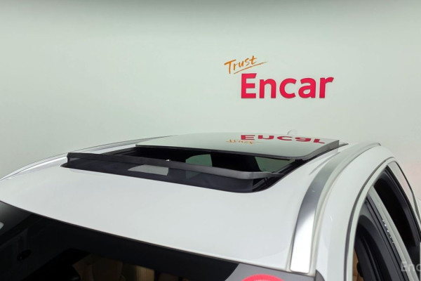 2024 Volvo XC60 с пробегом 28 977 км