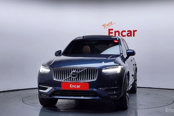 2022 Volvo XC90 с пробегом 35 815 км