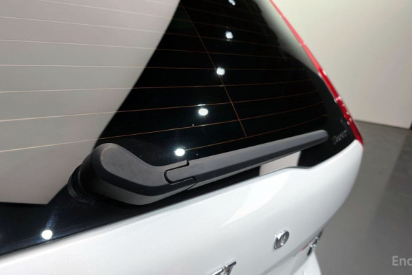 2024 Volvo XC60 с пробегом 28 977 км