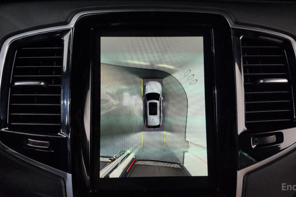 2022 Volvo XC90 с пробегом 35 815 км