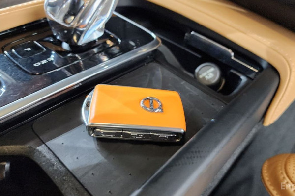 2022 Volvo XC90 с пробегом 35 815 км