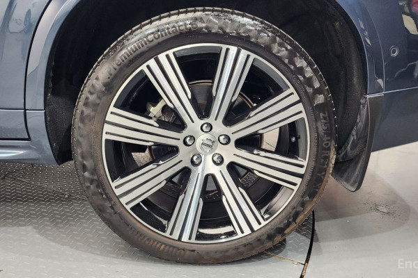 2022 Volvo XC90 с пробегом 35 815 км