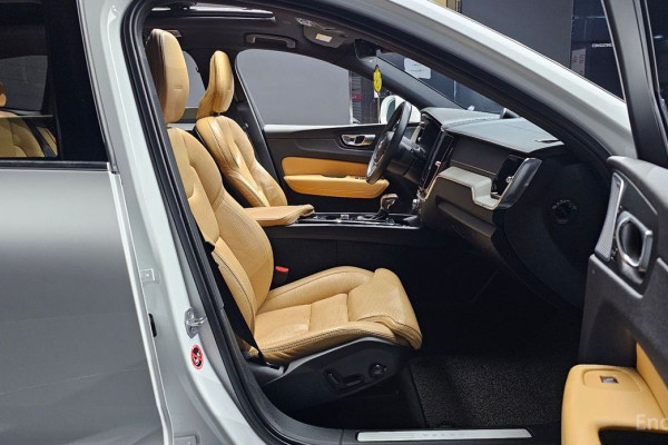 2018 Volvo XC60 с пробегом 76 352 км