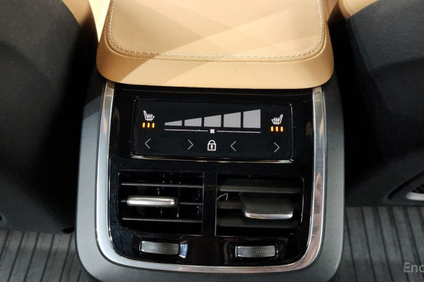 2022 Volvo XC90 с пробегом 35 815 км