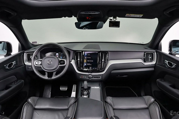 2021 Volvo XC60 с пробегом 108 317 км