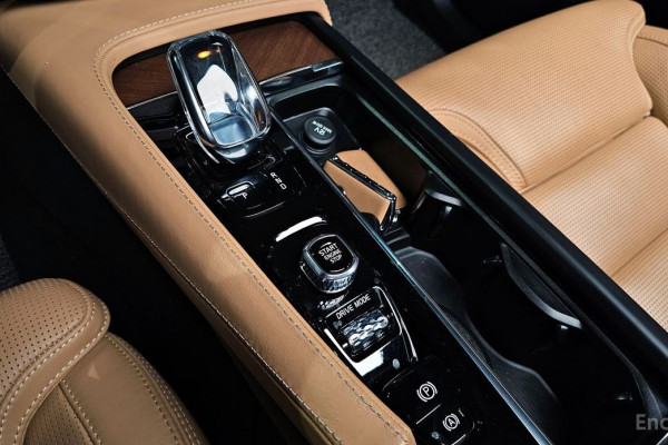 2020 Volvo XC90 с пробегом 63 327 км