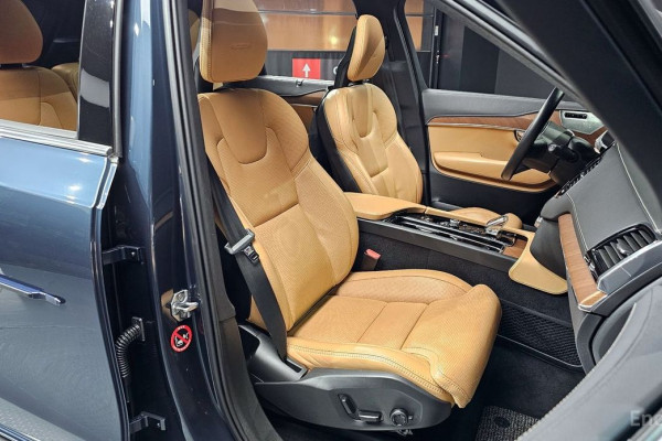 2020 Volvo XC90 с пробегом 63 327 км