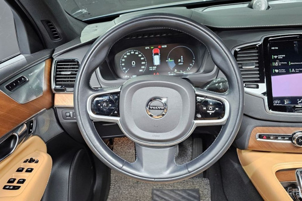 2020 Volvo XC90 с пробегом 63 327 км