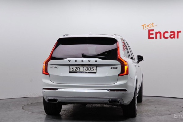 2018 Volvo XC90 с пробегом 101 220 км