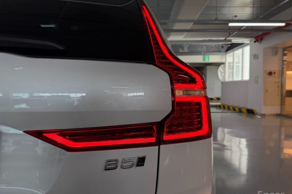 2024 Volvo XC60 с пробегом 9 750 км