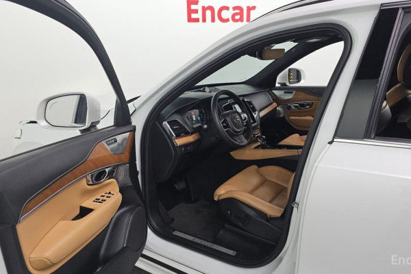 2018 Volvo XC90 с пробегом 101 220 км