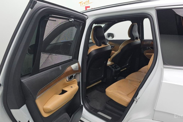 2018 Volvo XC90 с пробегом 101 220 км