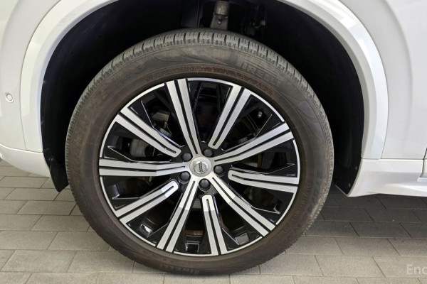 2020 Volvo XC90 с пробегом 98 323 км