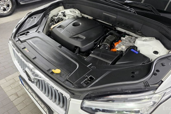 2020 Volvo XC90 с пробегом 98 323 км