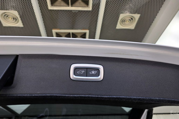 2020 Volvo XC90 с пробегом 98 323 км