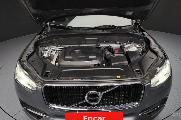 2018 Volvo XC90 с пробегом 82 367 км