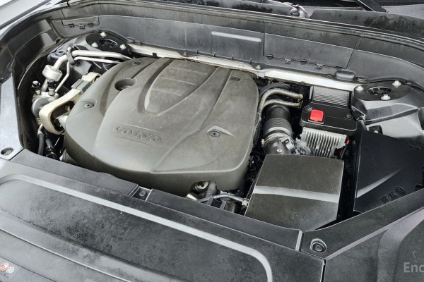 2019 Volvo XC90 с пробегом 104 083 км