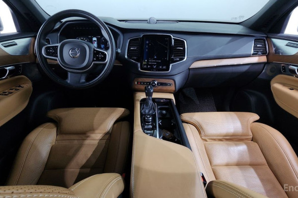 2019 Volvo XC90 с пробегом 104 083 км