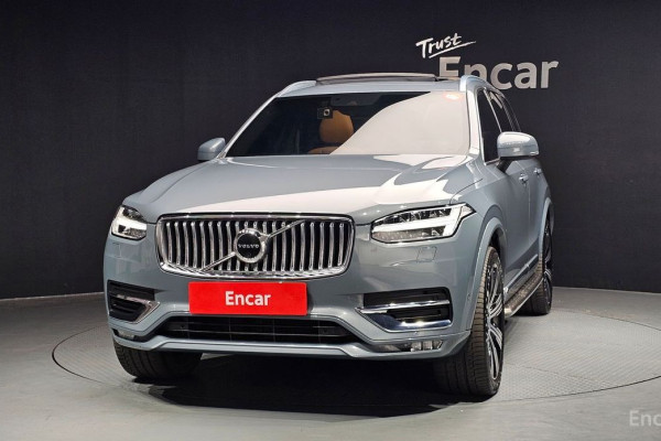 2021 Volvo XC90 с пробегом 36 956 км