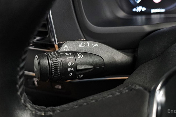 2021 Volvo XC90 с пробегом 36 956 км